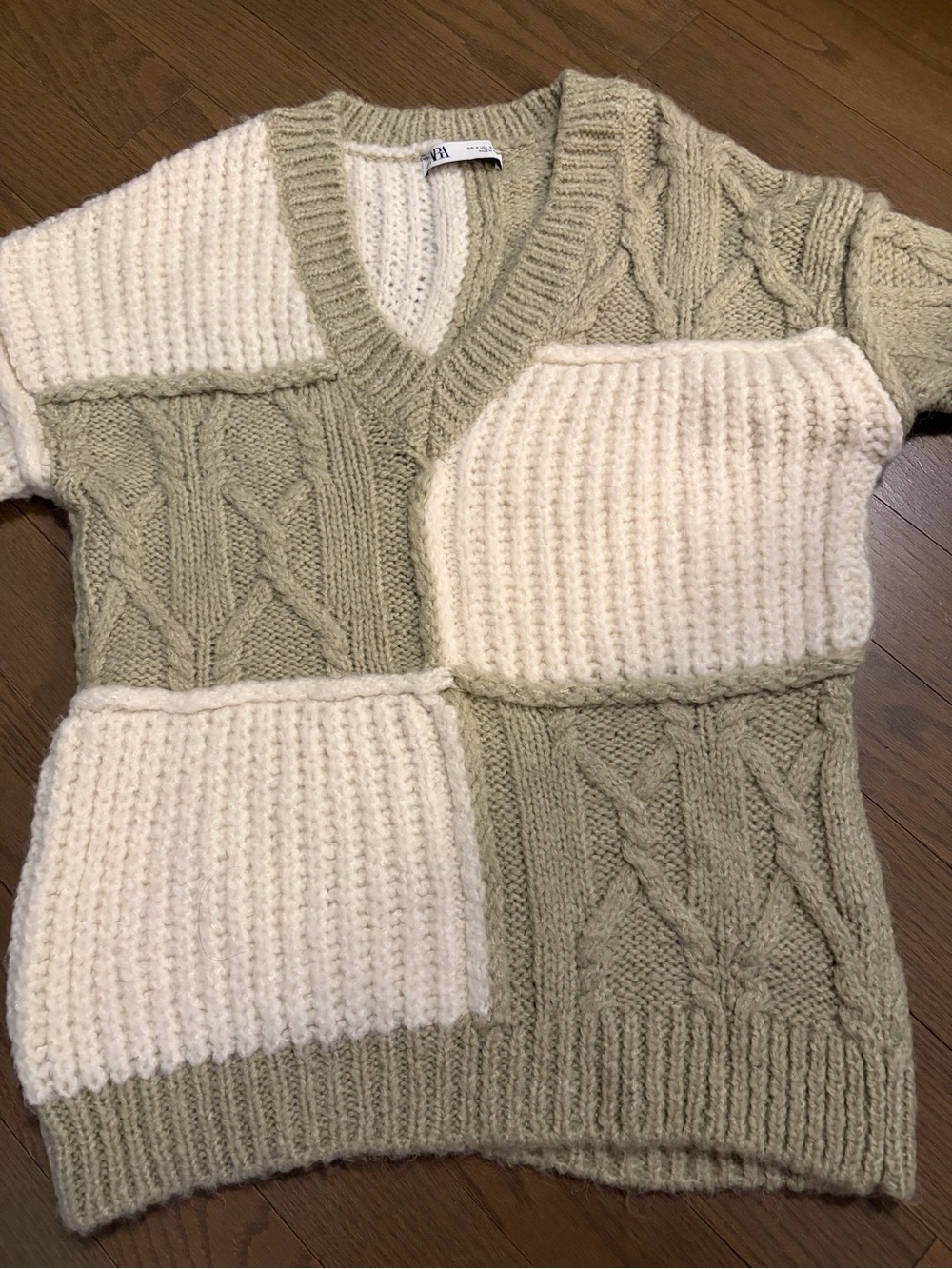Zara Two-Tone Cable Knit V-Neck Sweater - Sage & Cream